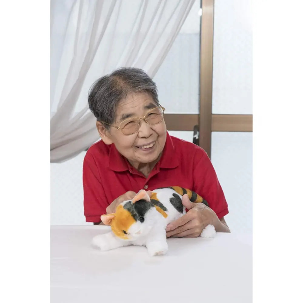 Trendmaster 対話式ぬいぐるみ猫ロボット（三毛猫） - RobotShop