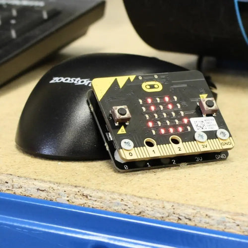 Kitronik MI：micro：bit V2用電源ボード