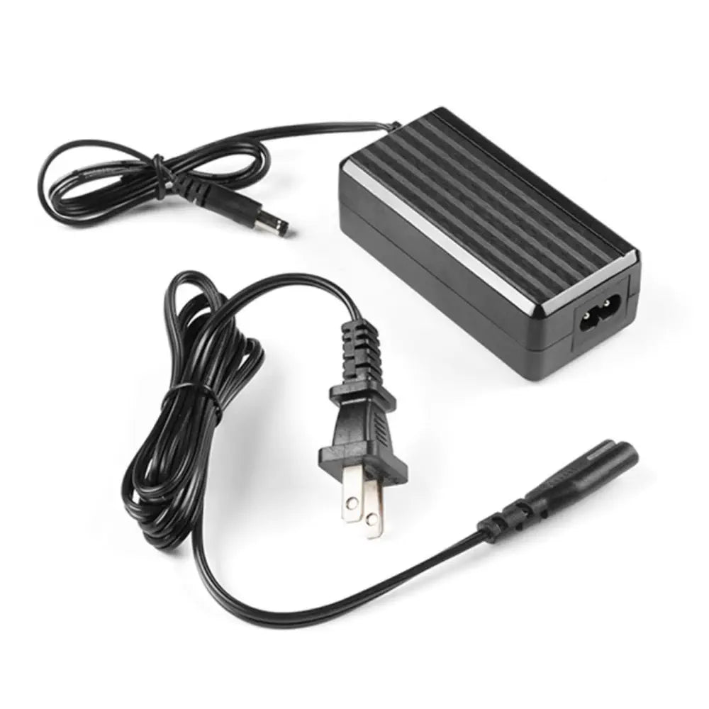 電源アダプタ 5V 4A