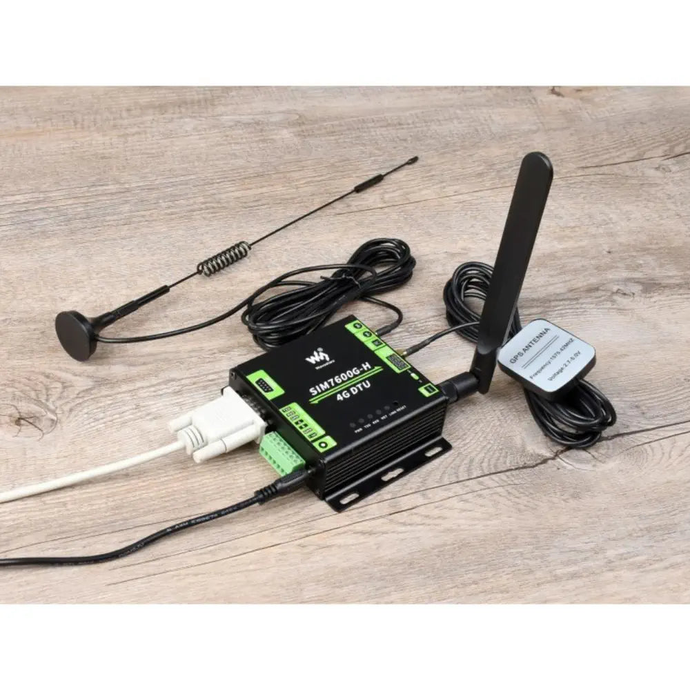 産業用グレード SIM7600G-H 4G DTU USB UART / RS232 / RS485 LTE グローバルバンド (USプラグ)