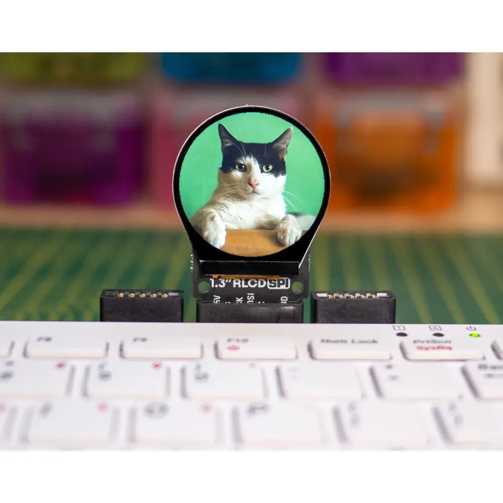 1.3 inch SPI カラー円形 LCD (240x240) ブレークアウト