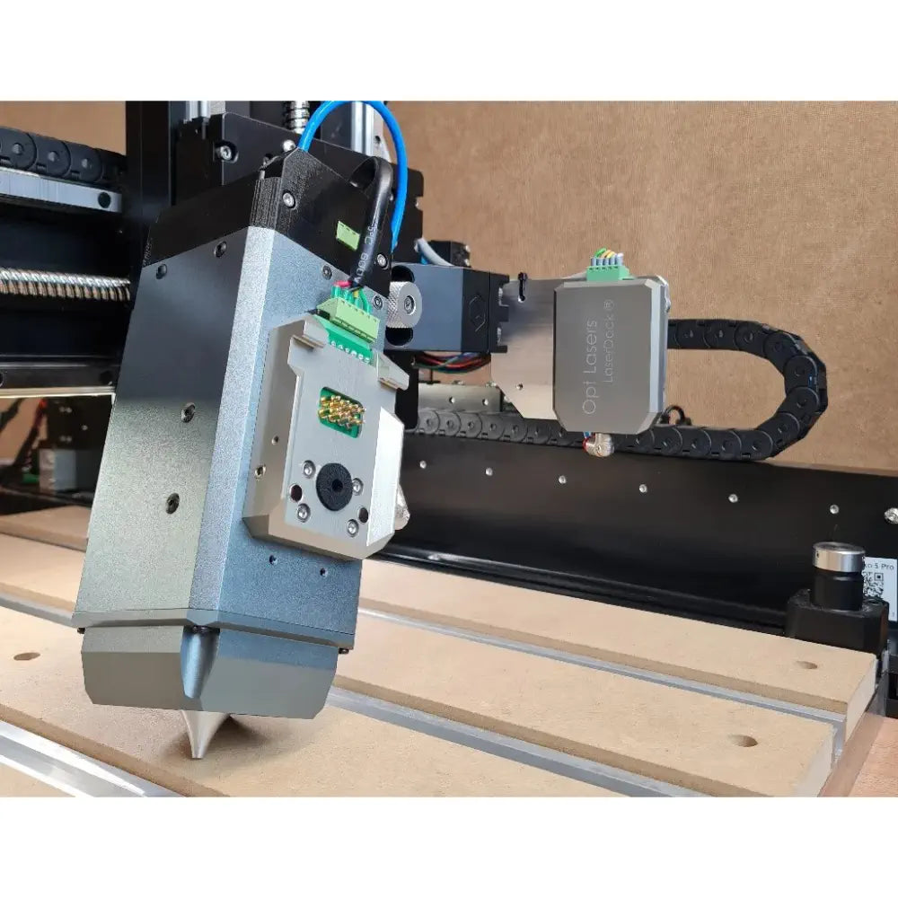 LaserDock PRO レーザ～CNC マグネットドッキングステーション