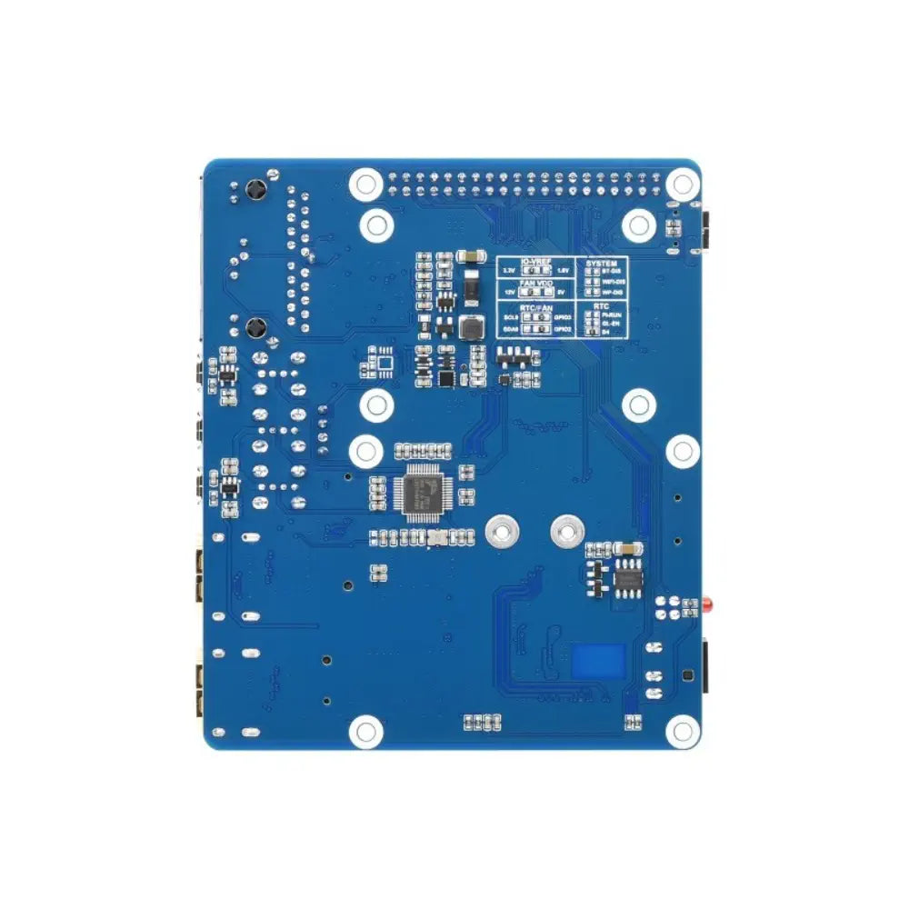 Waveshare WIFI6 デュアル ETH ミニコンピューター、Raspberry Pi CM4 用 (別売)、オンボード M.2 E (ボード、ケース、EU 電源)