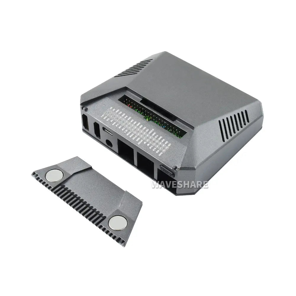 Raspberry Pi 4用Argon 1ケース（安全電源ボタン付き）