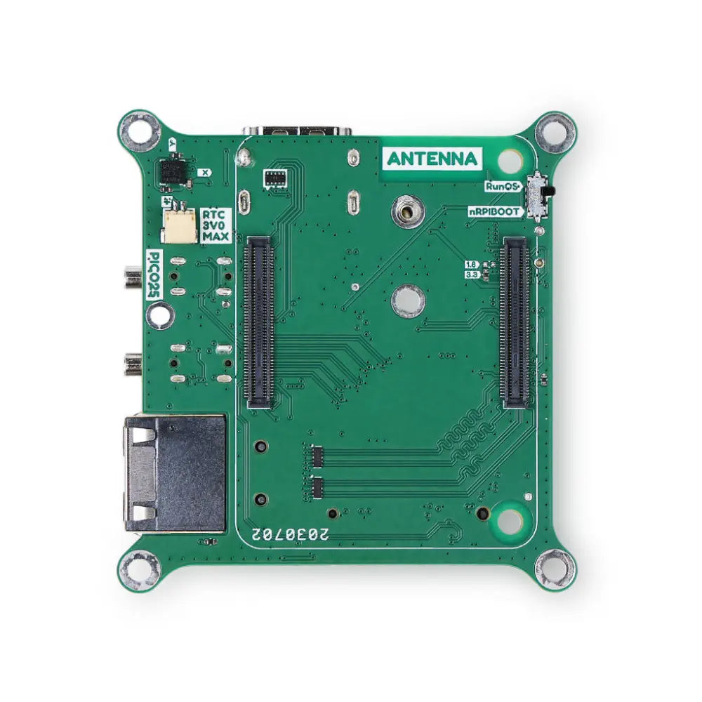 SeeedStudio CM5 MINIMA – Raspberry Pi CM5用小型キャリアボード