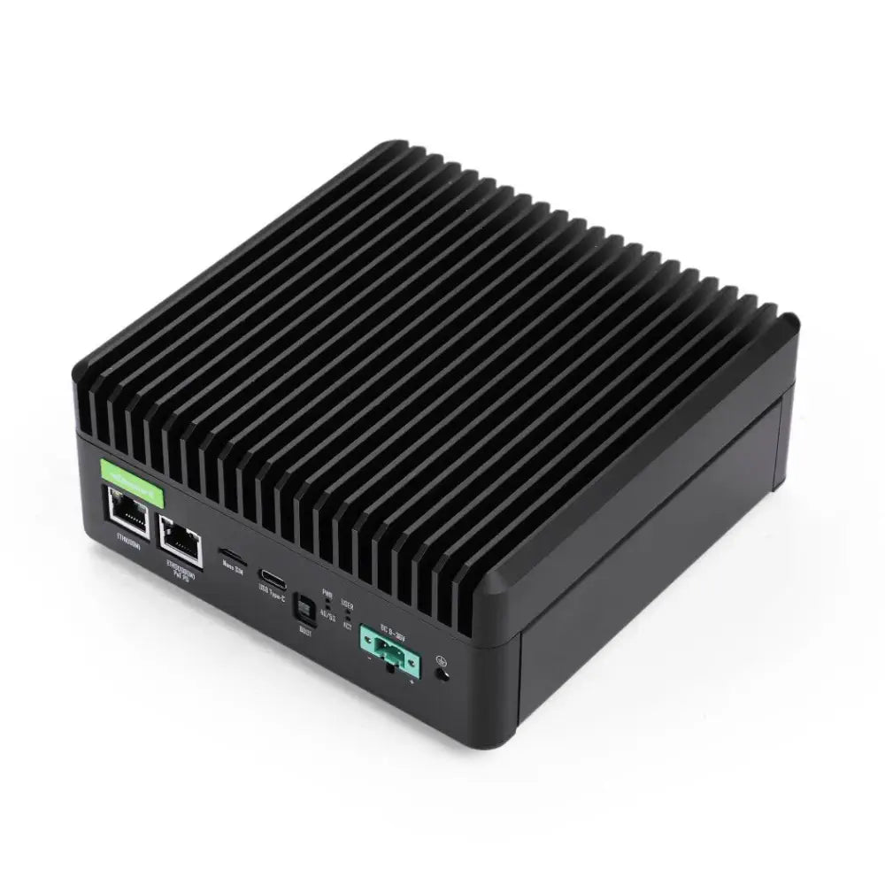 SeeedStudio reComputer Industria R2045-10 Raspberry Pi Edge AI/IOT コントローラー 16GB