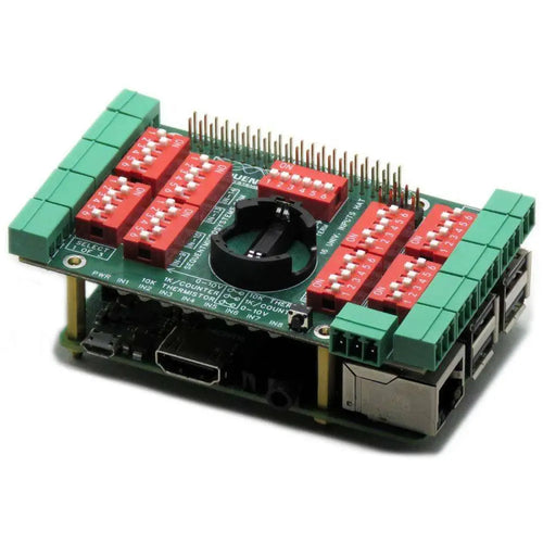 Sequent Microsystems アナログ/デジタル入力 8 層スタッカブルHAT (Raspberry Pi 用)