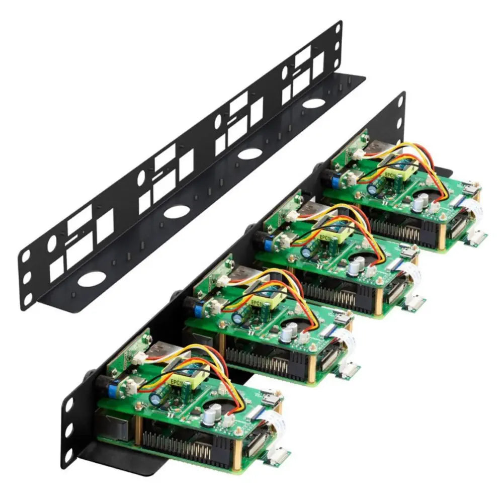 Uctronics アルティメイトラック PoE HAT付き Raspberry Pi 4用 19inch