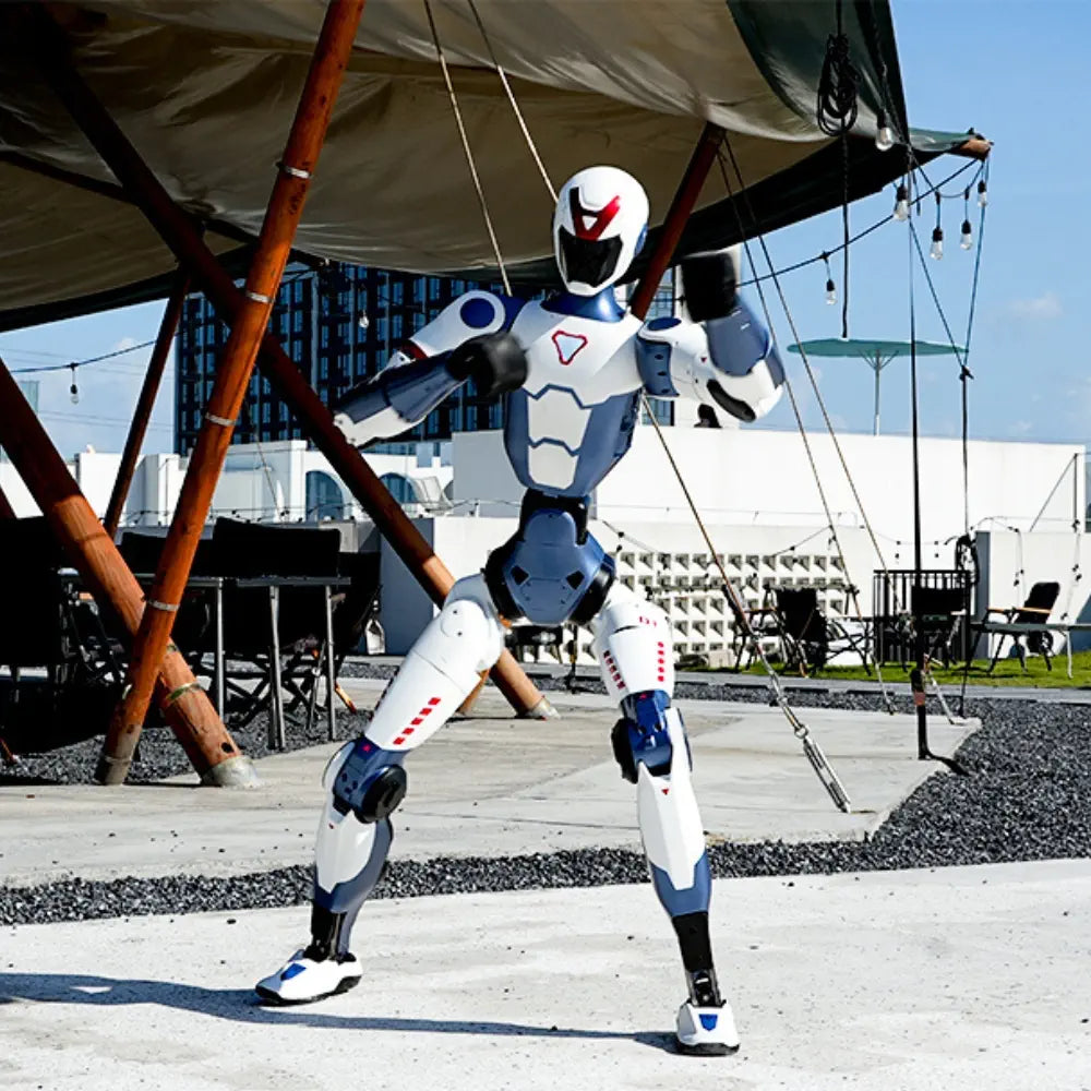 Unitree R1 ヒューマノイドロボット - RobotShop